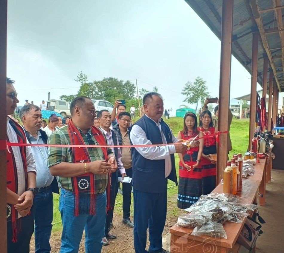 S Kiusumew inaugurates the exhibition stalls during the launching of Sampoornata Abhiyan for Aspirational Block Khongsa at GHS hall, Salomi under Pungro on July 5. (DIPR Photo)